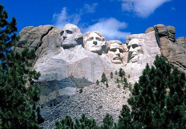 Как создавали национальный мемориал в честь четырех президентов США?